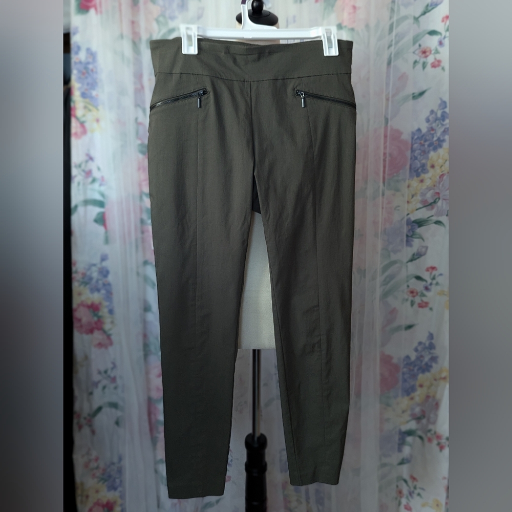 Bar III Olive Drab skinny fit Pants, Size L